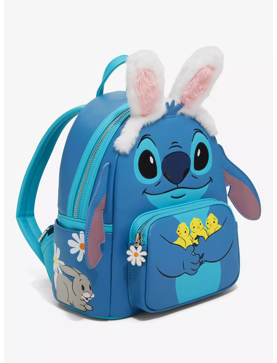 Mochila con orejas de conejo sale