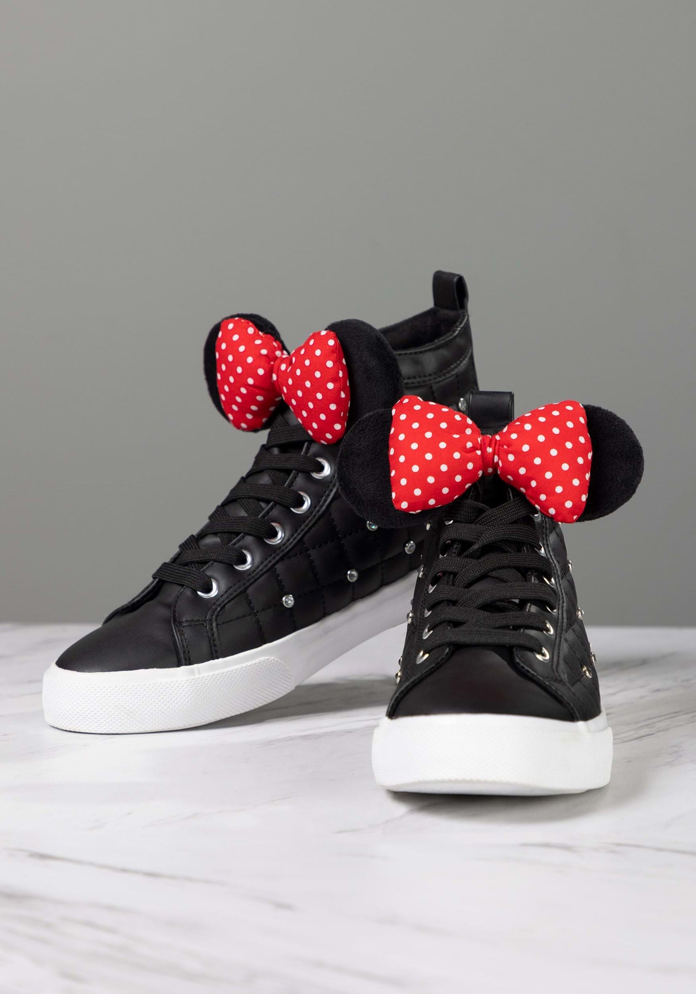 Minnie mouse high top 2025 sneakers